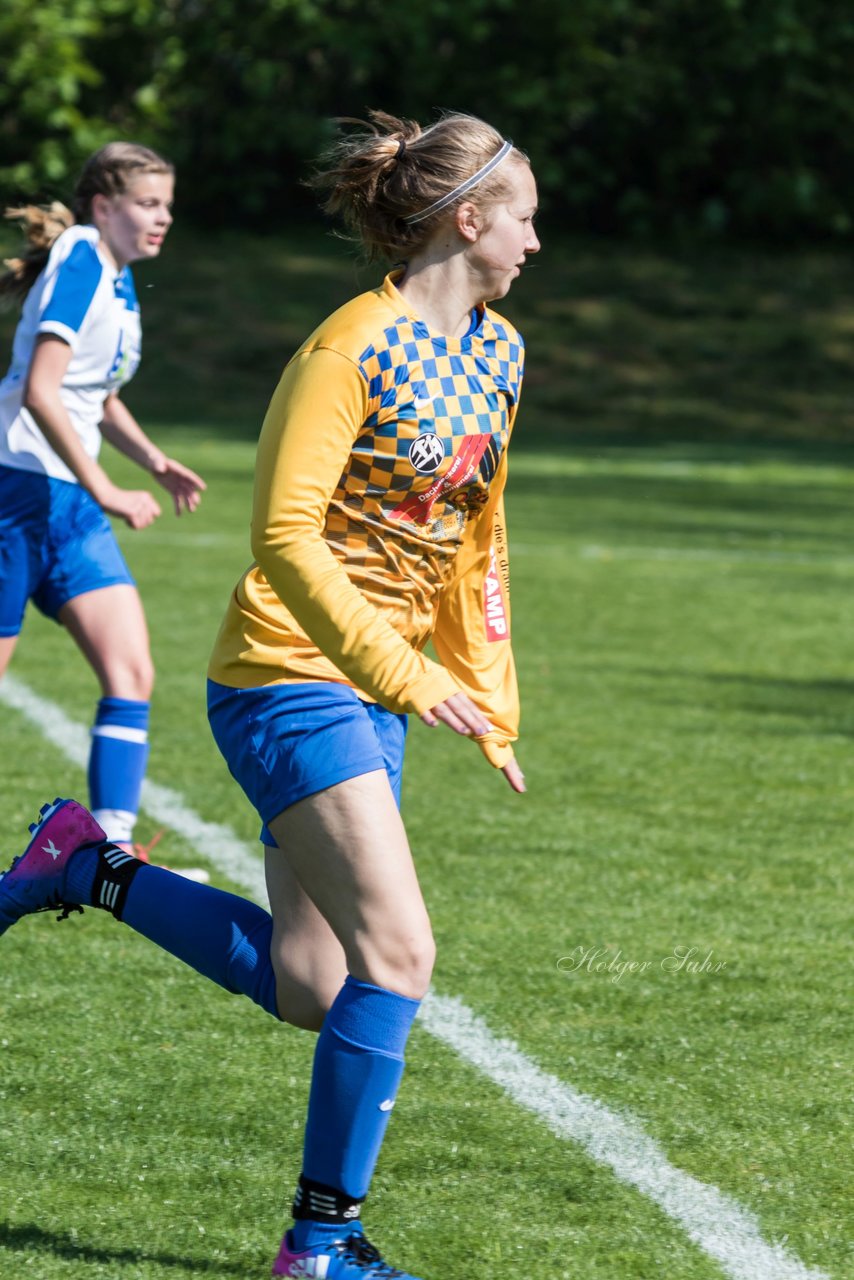 Bild 183 - B-Juniorinnen Bramstedter TS - SSV Hennstedt : Ergebnis: 3:7